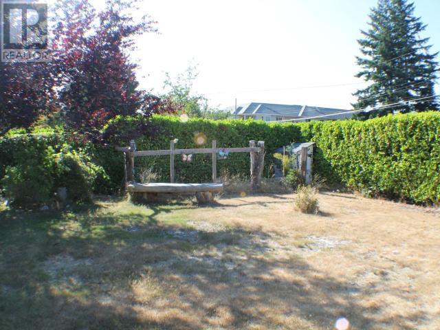 7164 Barnet Street, Powell River, British Columbia   - Photo 30 - 19200