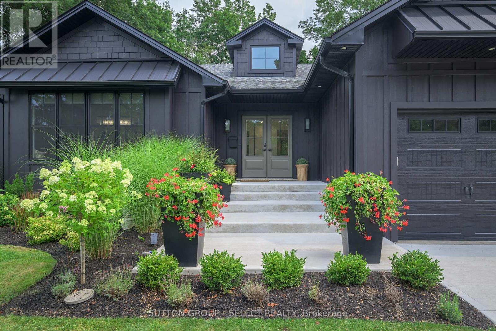 Property at 88 TALLWOOD CIRCLE image 1