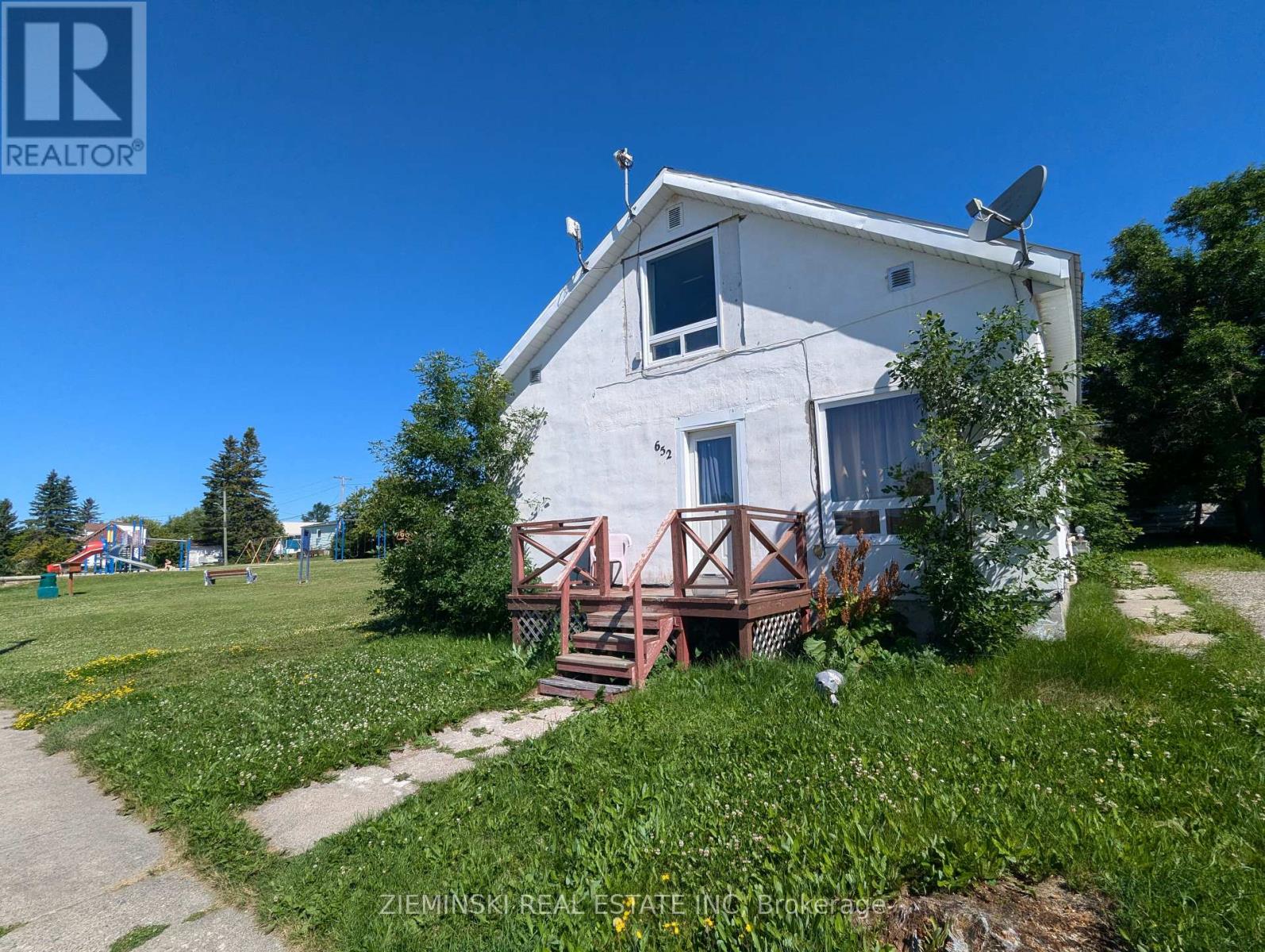 652 MONTROCK STREET, Iroquois Falls, Ontario