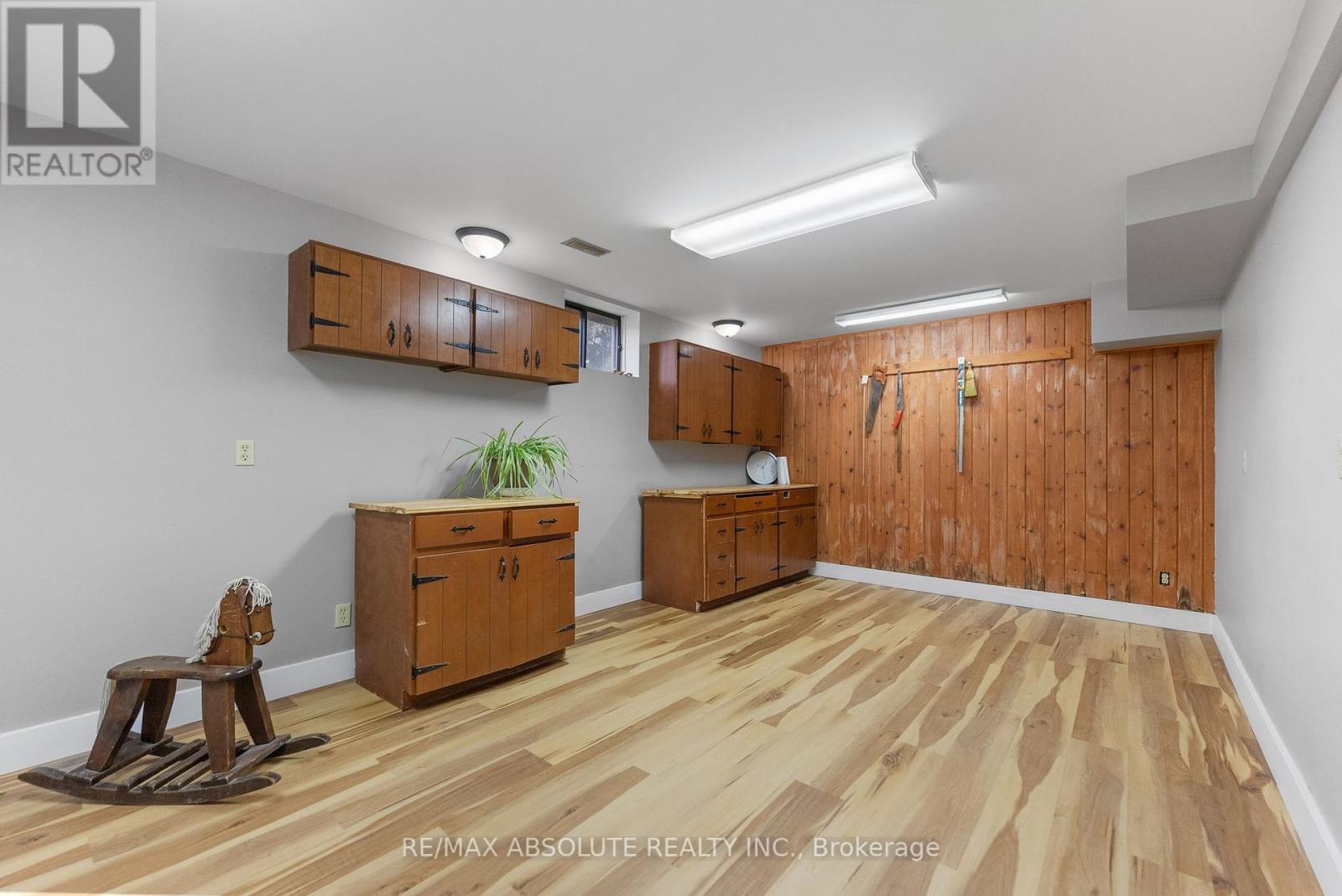 33 Old Orchard Lane, Mcnab/braeside, Ontario  K7S 3T3 - Photo 37 - X12321274