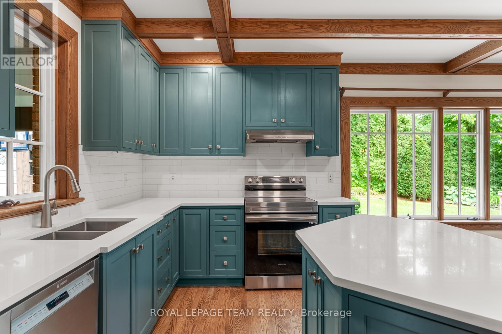 308 Manor Avenue, Ottawa, Ontario  K1M 0H8 - Photo 10 - X12321309