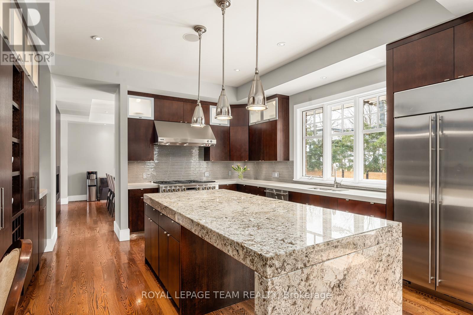 250 Sandridge Road, Ottawa, Ontario  K1L 5A2 - Photo 13 - X12202917