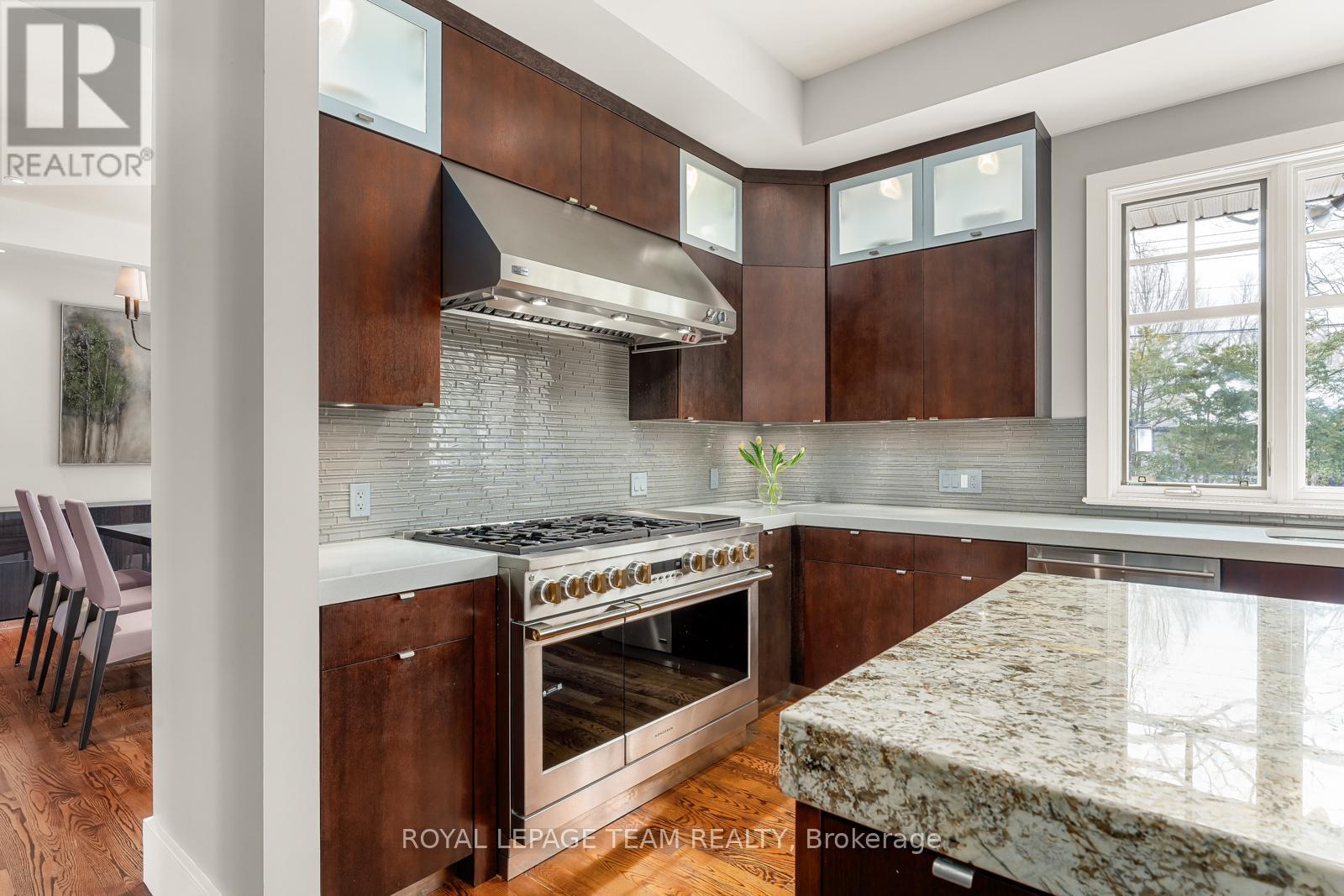250 Sandridge Road, Ottawa, Ontario  K1L 5A2 - Photo 16 - X12202917