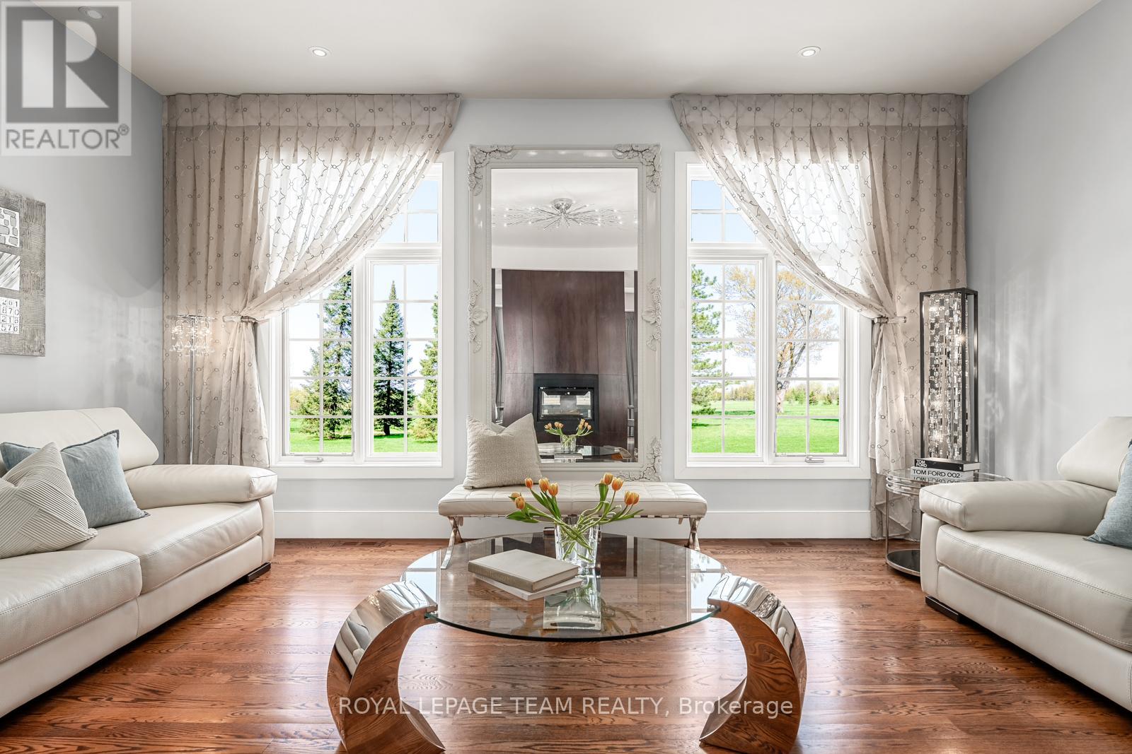 250 Sandridge Road, Ottawa, Ontario  K1L 5A2 - Photo 7 - X12202917