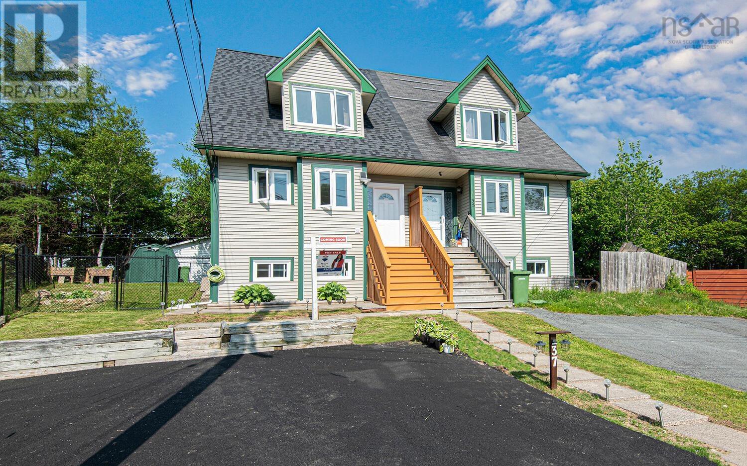 Property at 37 Oakvale Court image 2