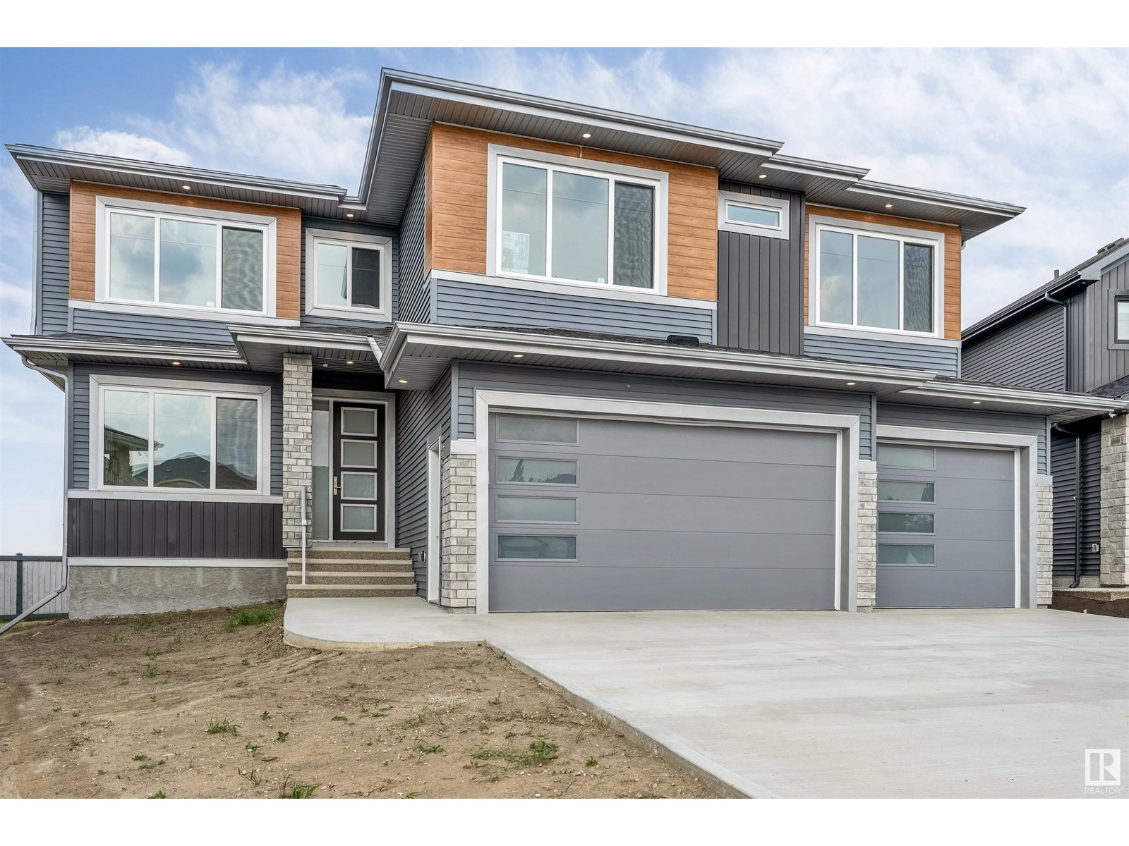 Property at 29 DARBY CR image 2