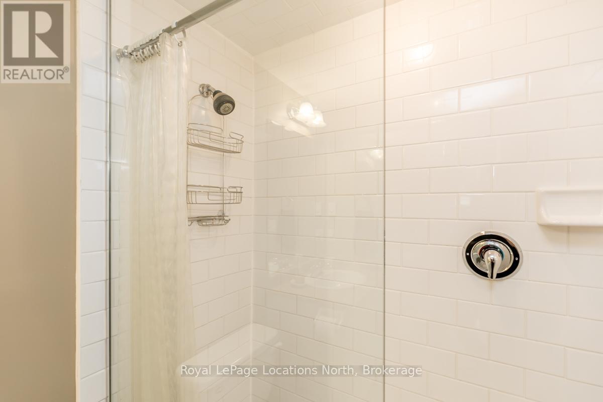 6 - 104 Farm Gate Road, Blue Mountains, Ontario  L9Y 3Z2 - Photo 24 - X12321347