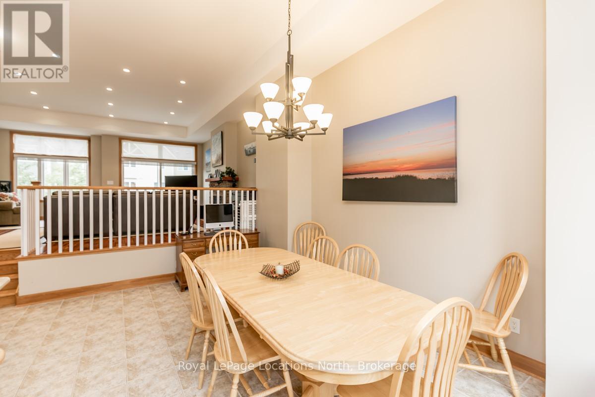 6 - 104 Farm Gate Road, Blue Mountains, Ontario  L9Y 3Z2 - Photo 4 - X12321347