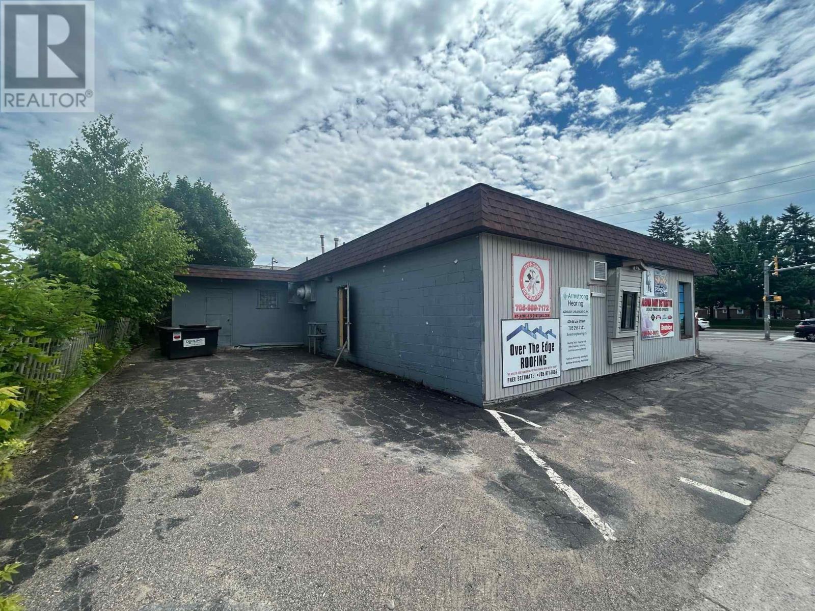 256 Mcnabb St, Sault Ste. Marie, Ontario  P6B 1Y6 - Photo 4 - SM251874