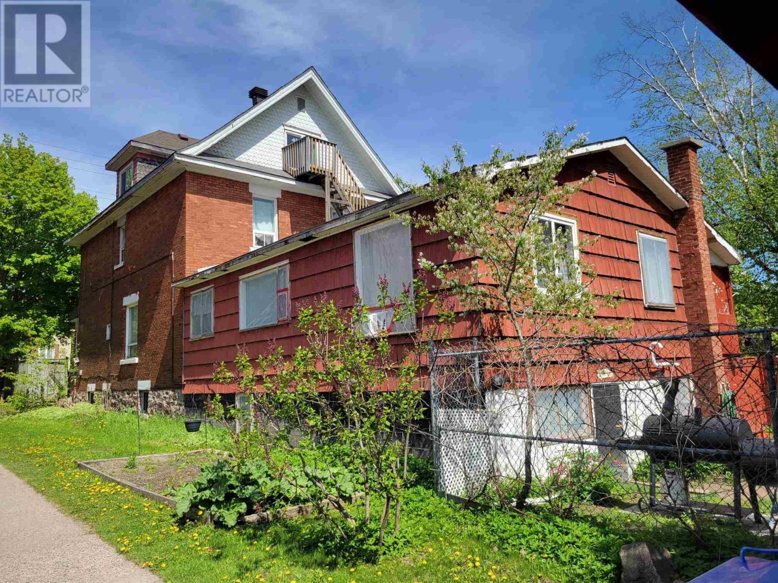 635 Wellington St, Sault Ste. Marie, Ontario  P6A 2M6 - Photo 5 - SM251901