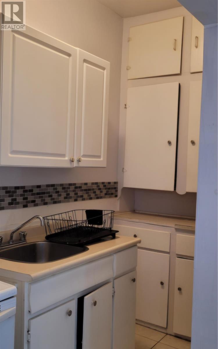 635 Wellington St, Sault Ste. Marie, Ontario  P6A 2M6 - Photo 11 - SM251901