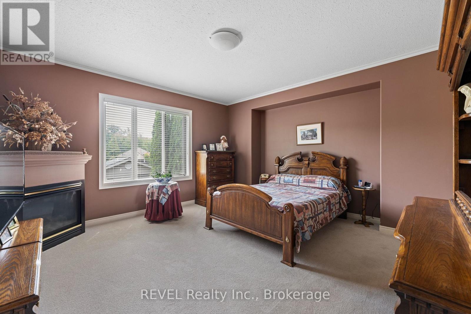 5 Beechwood Crescent, Pelham, Ontario  L0S 1E7 - Photo 19 - X12321328