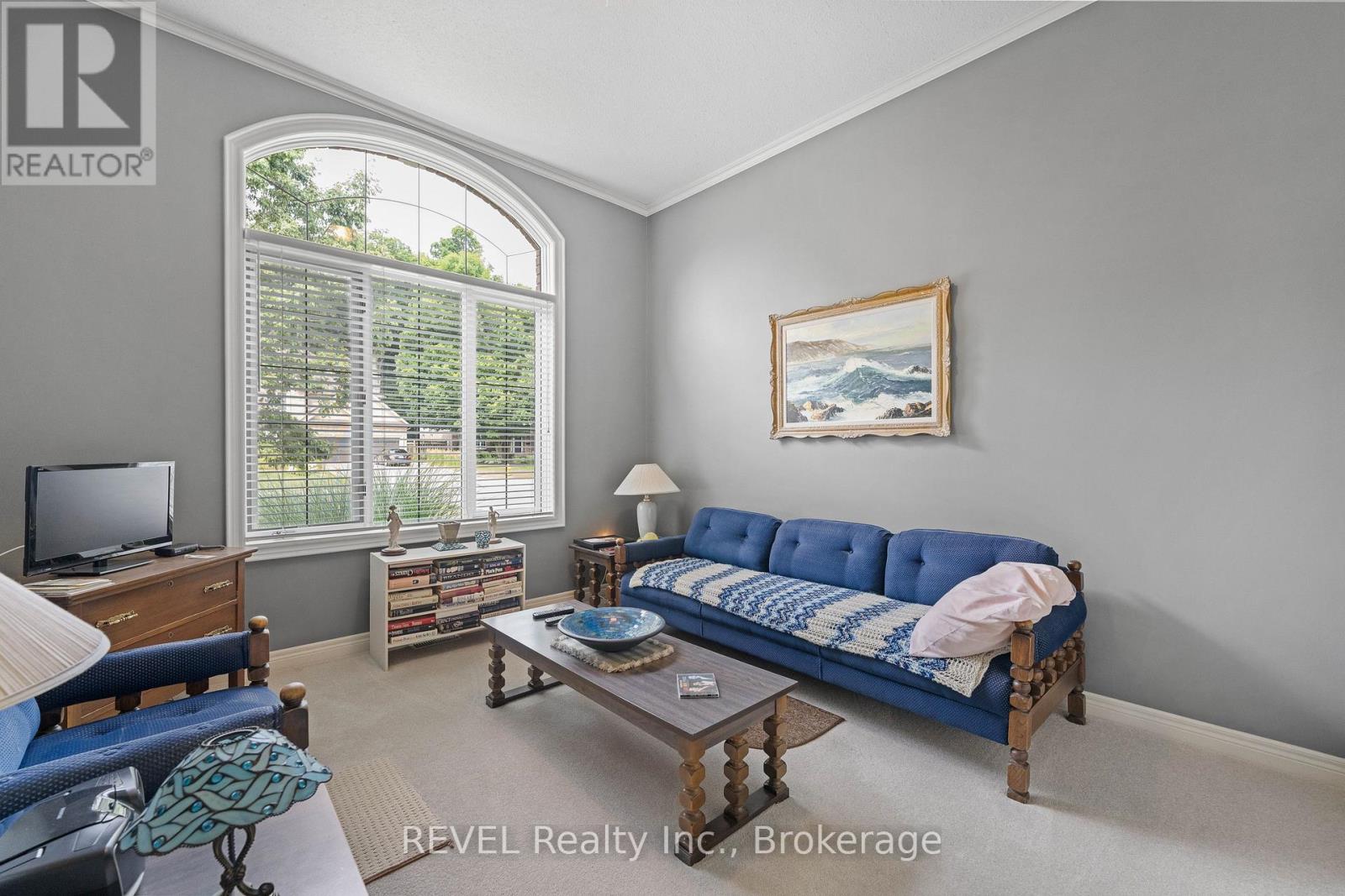 5 Beechwood Crescent, Pelham, Ontario  L0S 1E7 - Photo 24 - X12321328