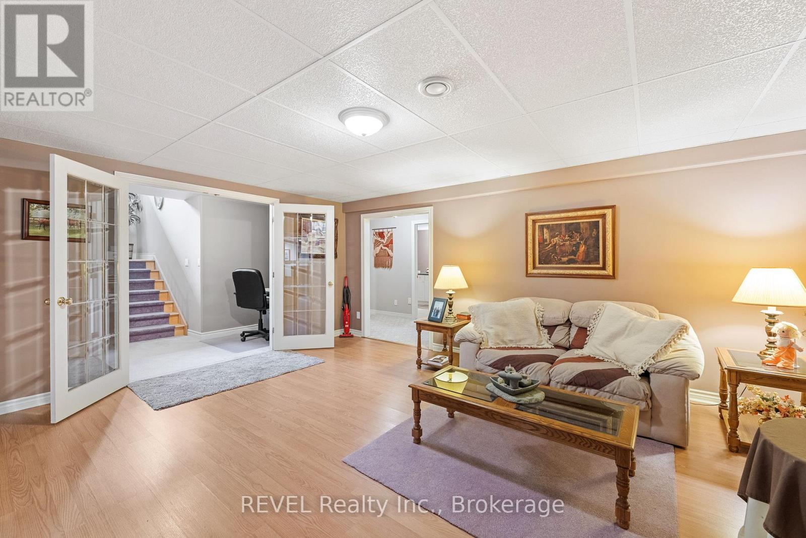 5 Beechwood Crescent, Pelham, Ontario  L0S 1E7 - Photo 30 - X12321328
