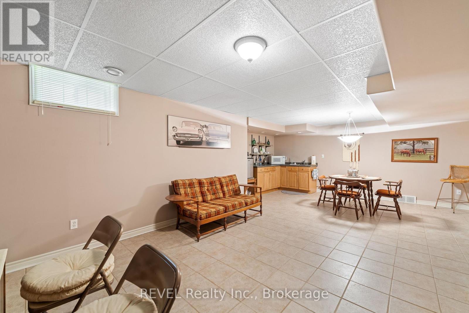 5 Beechwood Crescent, Pelham, Ontario  L0S 1E7 - Photo 34 - X12321328