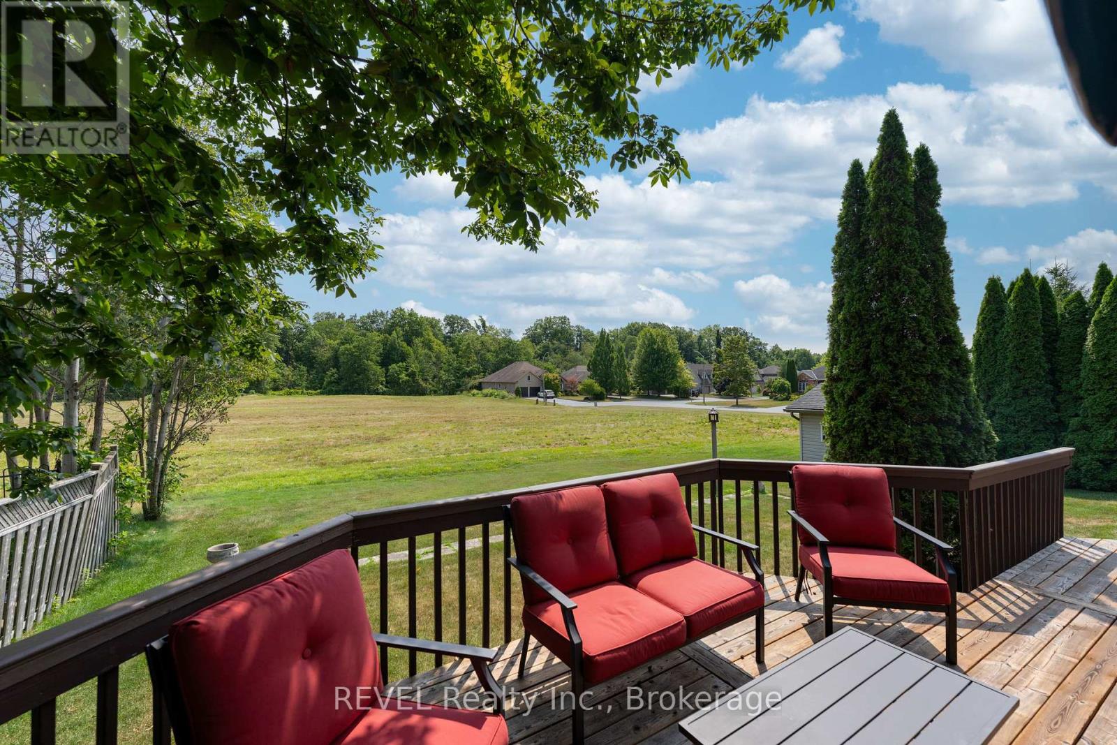 5 Beechwood Crescent, Pelham, Ontario  L0S 1E7 - Photo 39 - X12321328