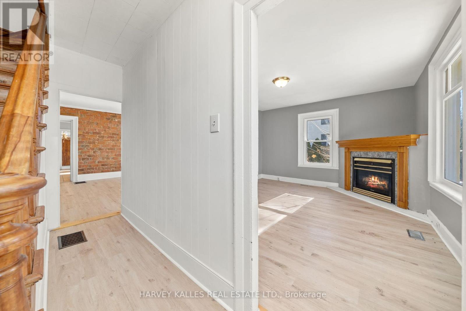 Property at 11 FERGUSON STREET image 5