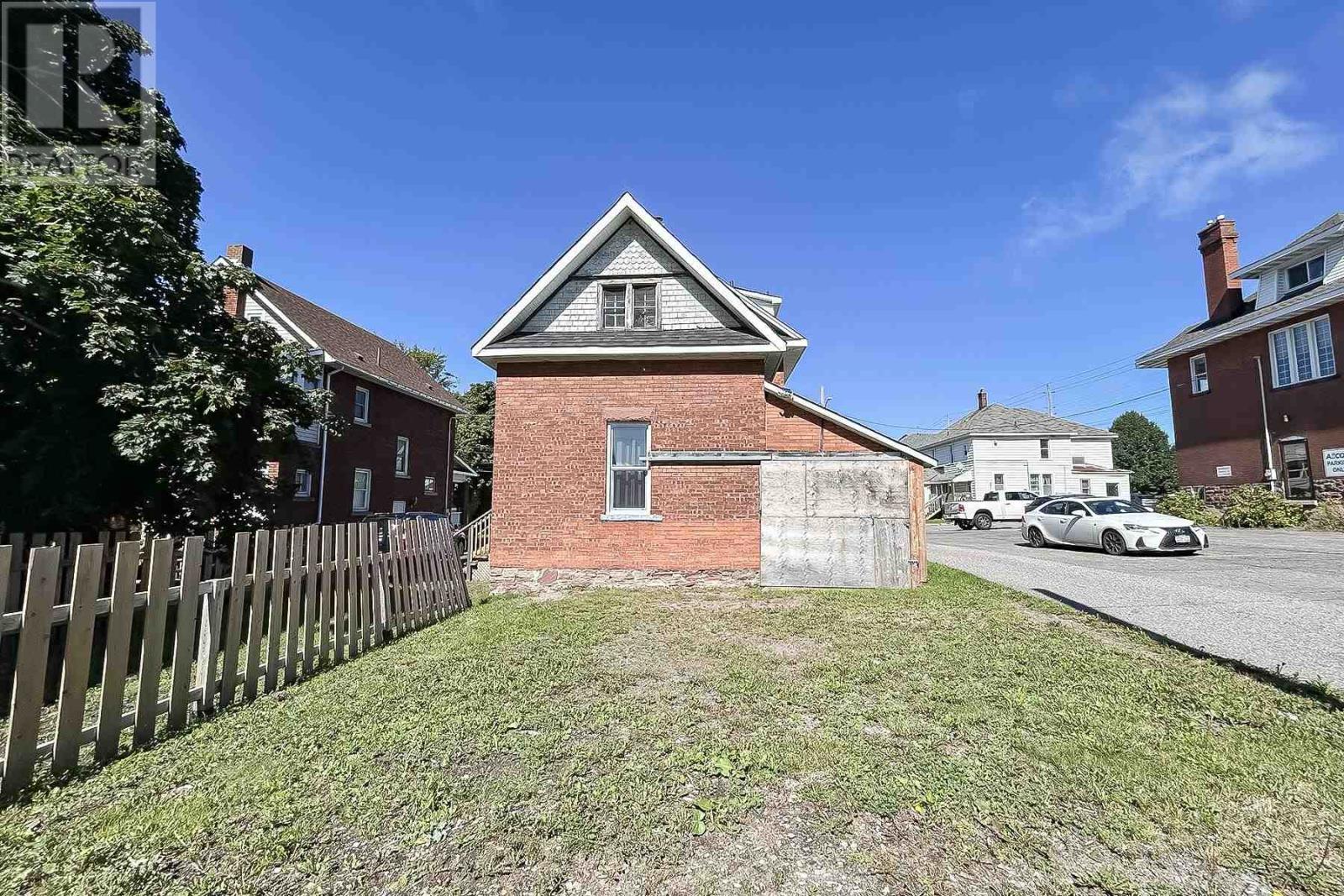 178 Mcdougald St, Sault Ste. Marie, Ontario  P6A 3A8 - Photo 15 - SM251945