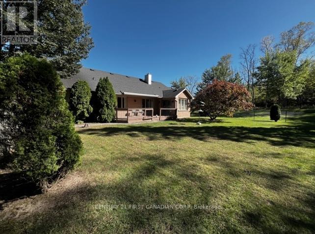 212 Timber Drive, London South, Ontario  N6K 4B6 - Photo 32 - X12321359