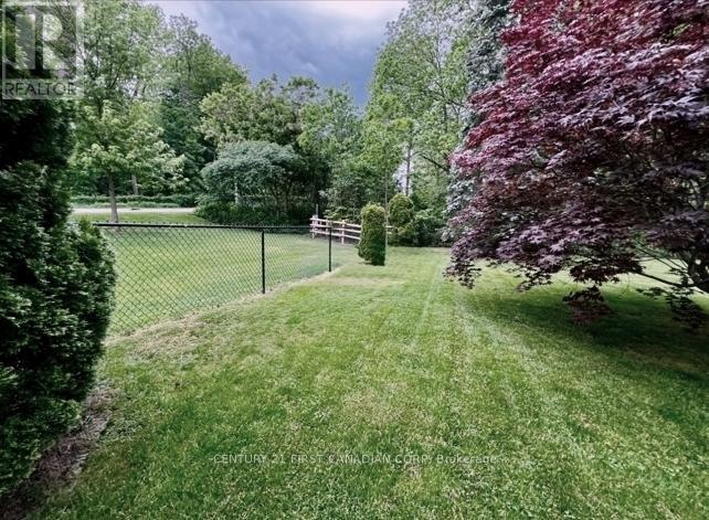 212 Timber Drive, London South, Ontario  N6K 4B6 - Photo 38 - X12321359