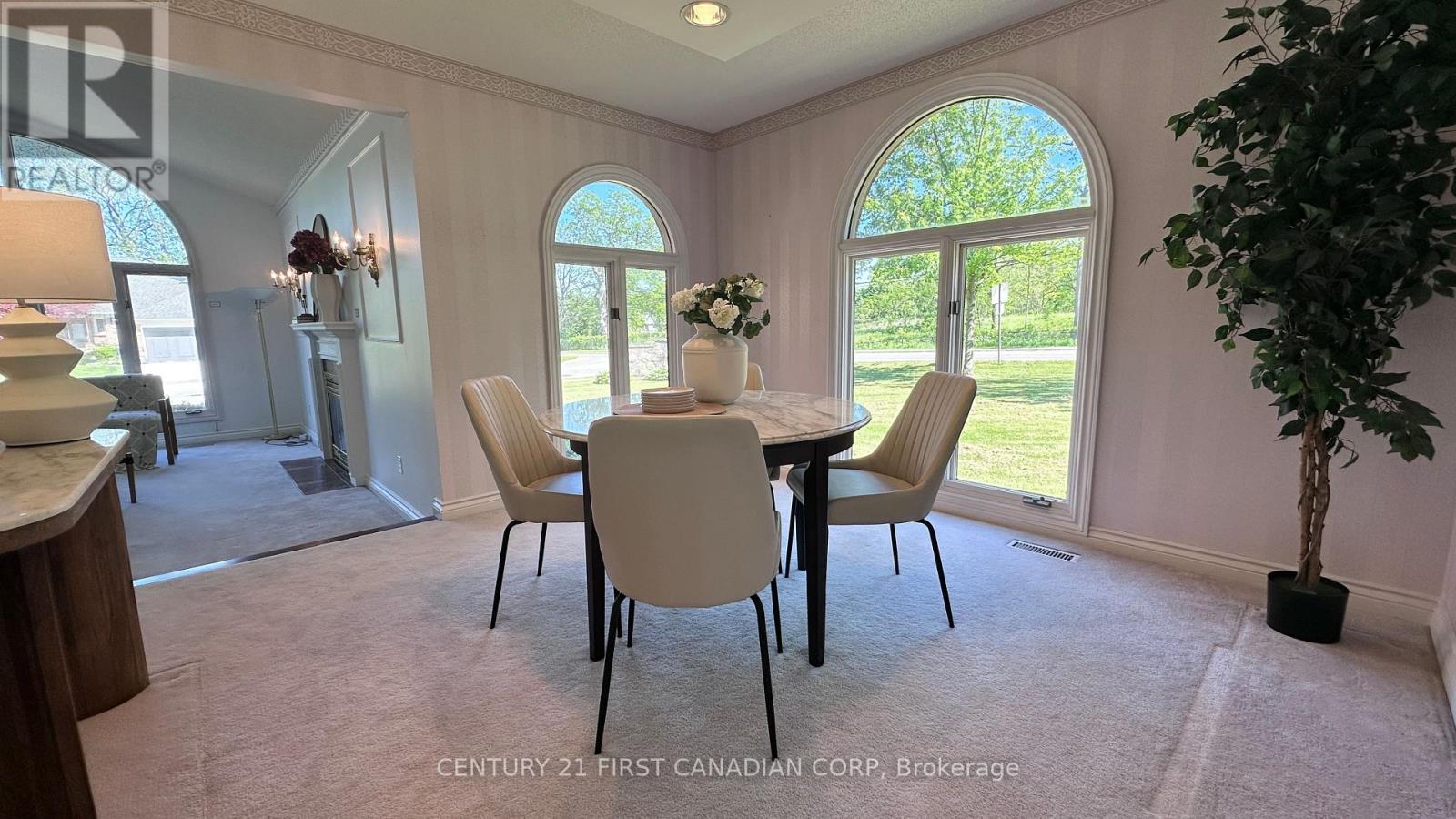 212 Timber Drive, London South, Ontario  N6K 4B6 - Photo 4 - X12321359