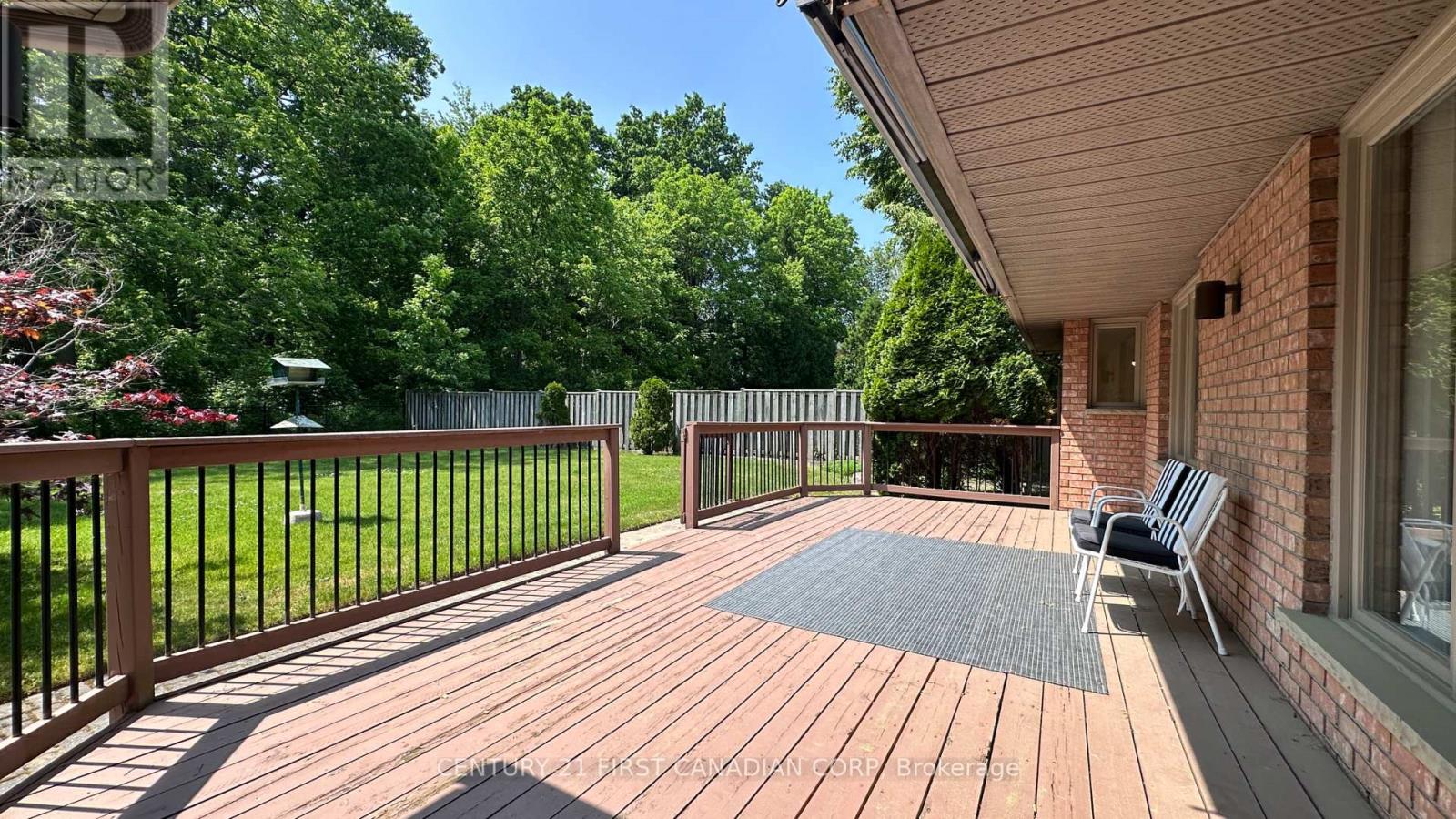 212 Timber Drive, London South, Ontario  N6K 4B6 - Photo 9 - X12321359