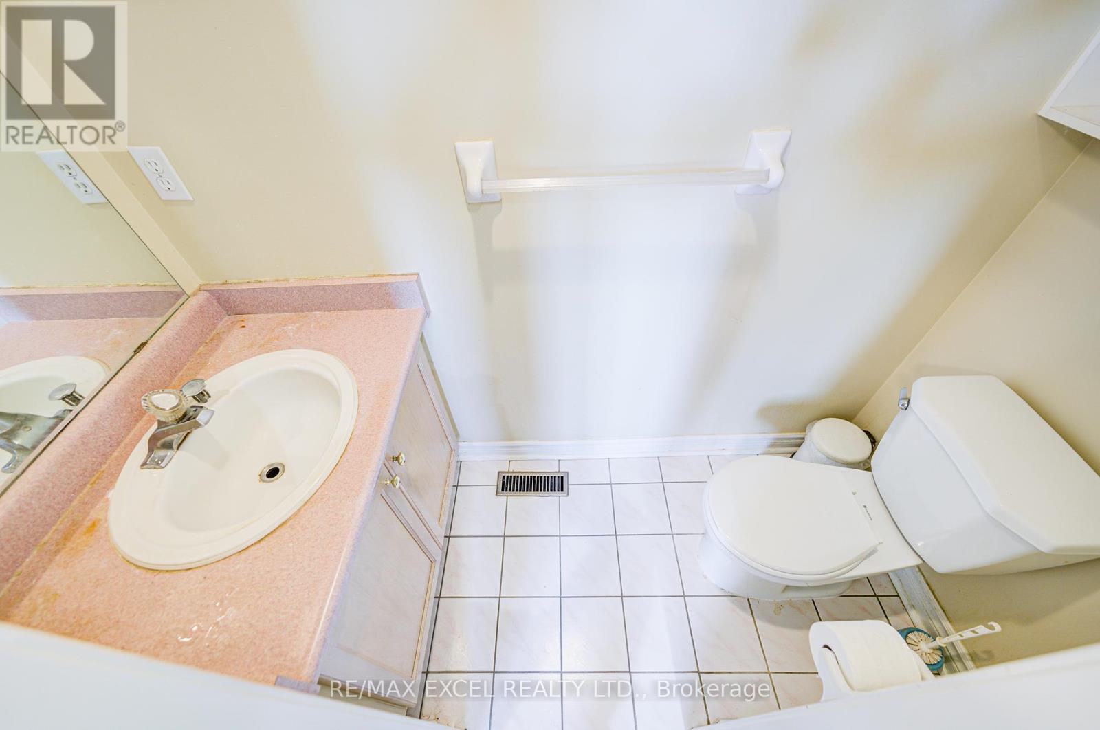 263 Milliken Meadows Drive, Markham, Ontario  L3R 0W2 - Photo 27 - N12321375
