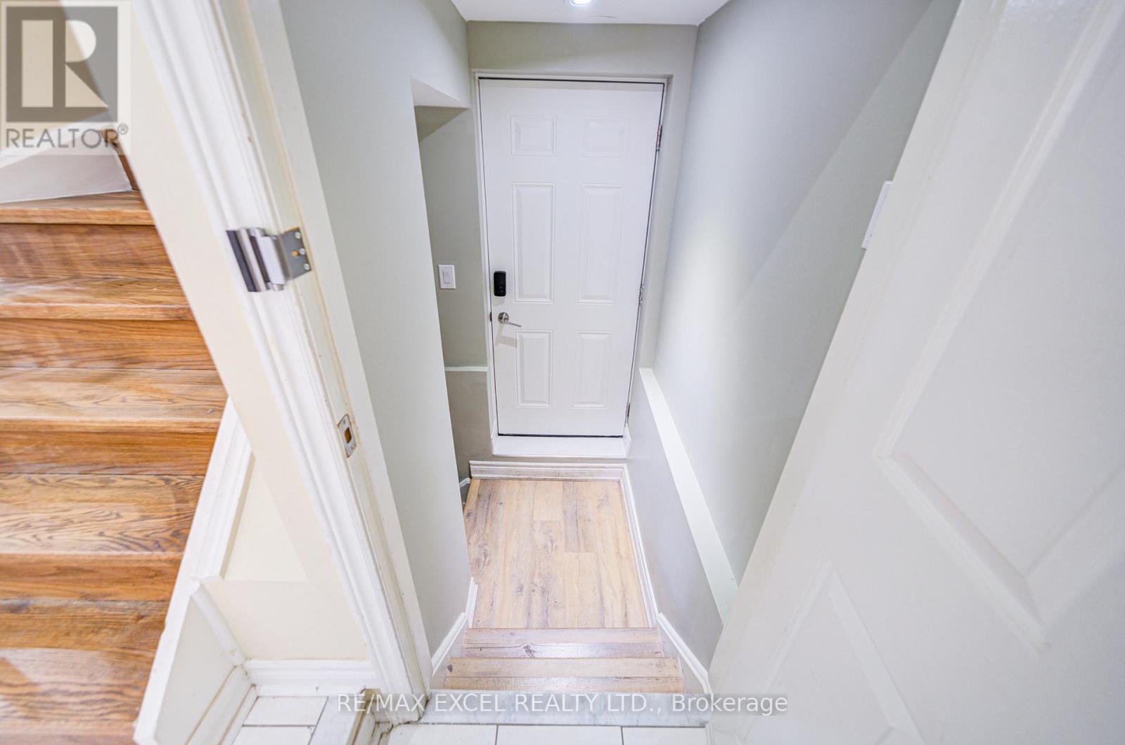 263 Milliken Meadows Drive, Markham, Ontario  L3R 0W2 - Photo 28 - N12321375