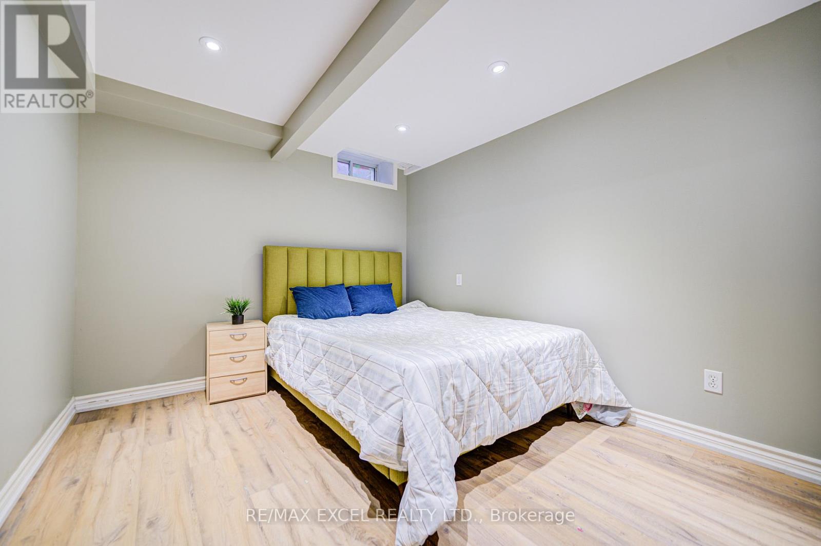 263 Milliken Meadows Drive, Markham, Ontario  L3R 0W2 - Photo 36 - N12321375