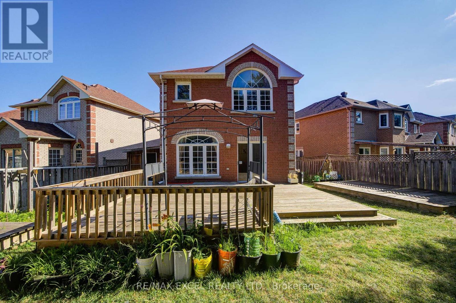 263 Milliken Meadows Drive, Markham, Ontario  L3R 0W2 - Photo 39 - N12321375