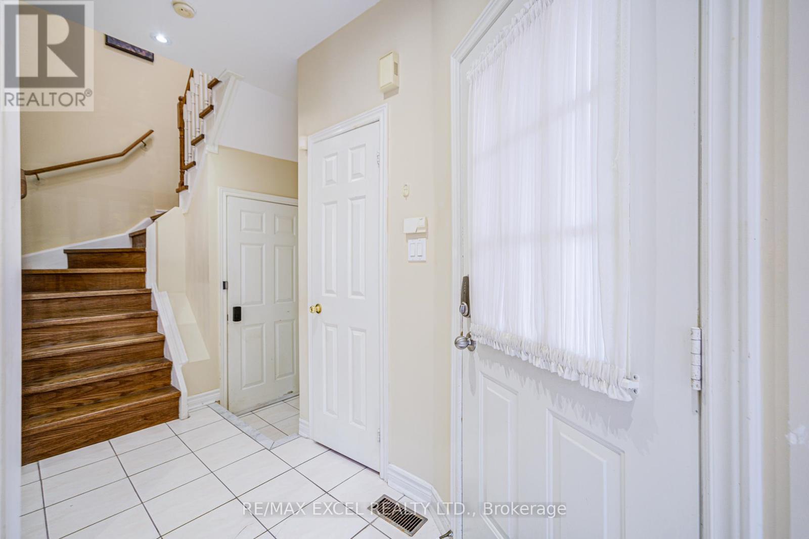 263 Milliken Meadows Drive, Markham, Ontario  L3R 0W2 - Photo 41 - N12321375