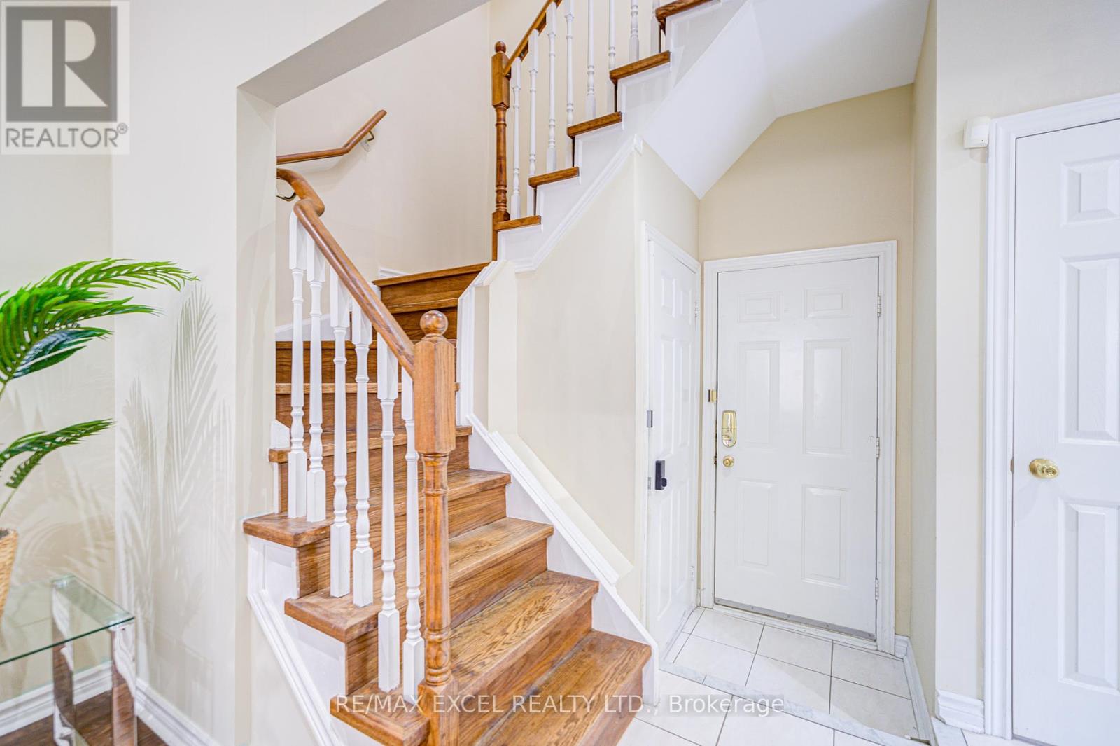 263 Milliken Meadows Drive, Markham, Ontario  L3R 0W2 - Photo 42 - N12321375