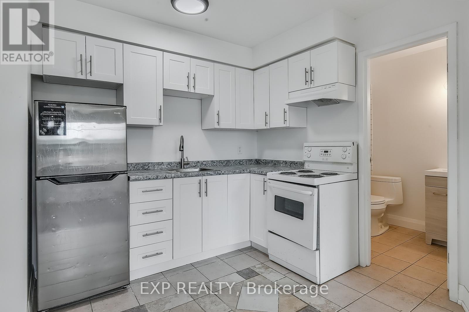 Comm - 897 Barton Street E, Hamilton, Ontario  L8L 3B8 - Photo 6 - X12321378