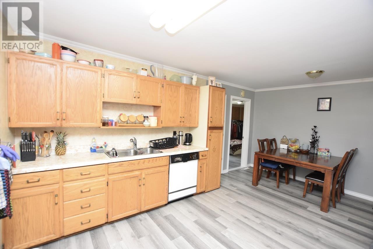 13 Ash St, Blind River, Ontario  P0R 1B0 - Photo 12 - SM251977