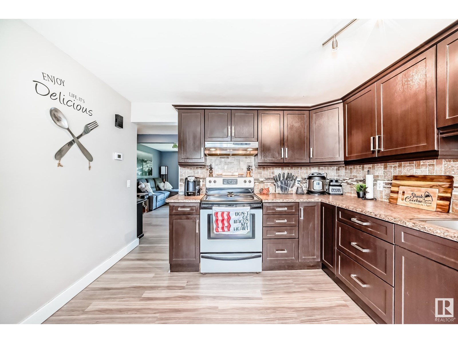 869 Village Me, Sherwood Park, Alberta  T8A 4L9 - Photo 6 - E4450935