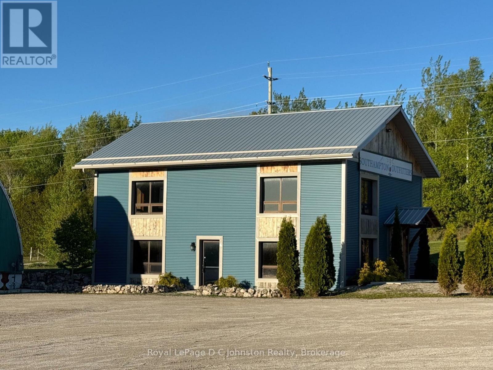 194 North Rankin Street, Saugeen Shores, Ontario  N0H 2L0 - Photo 1 - X12173999
