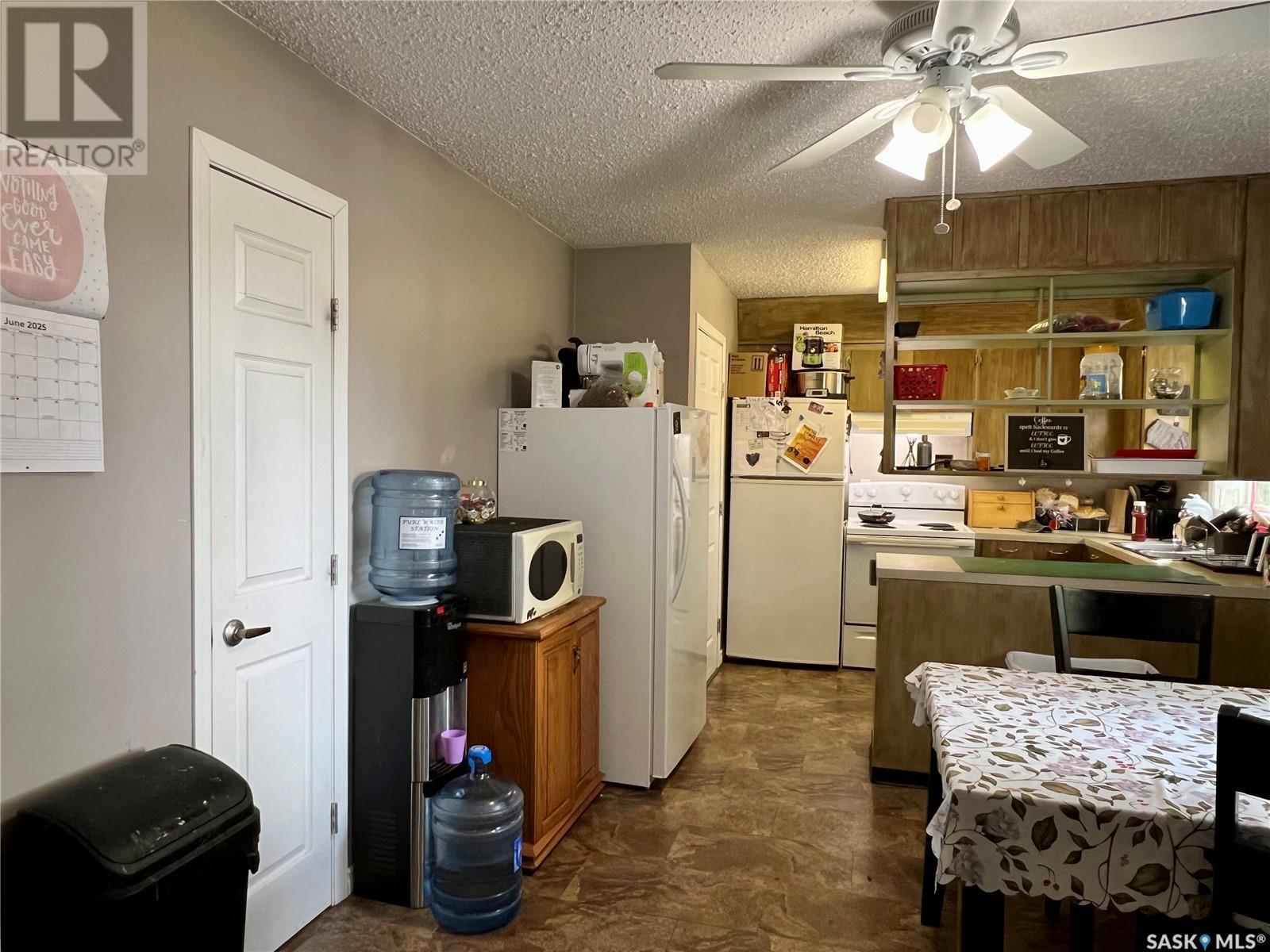 Property at 614 Centre STREET image 5