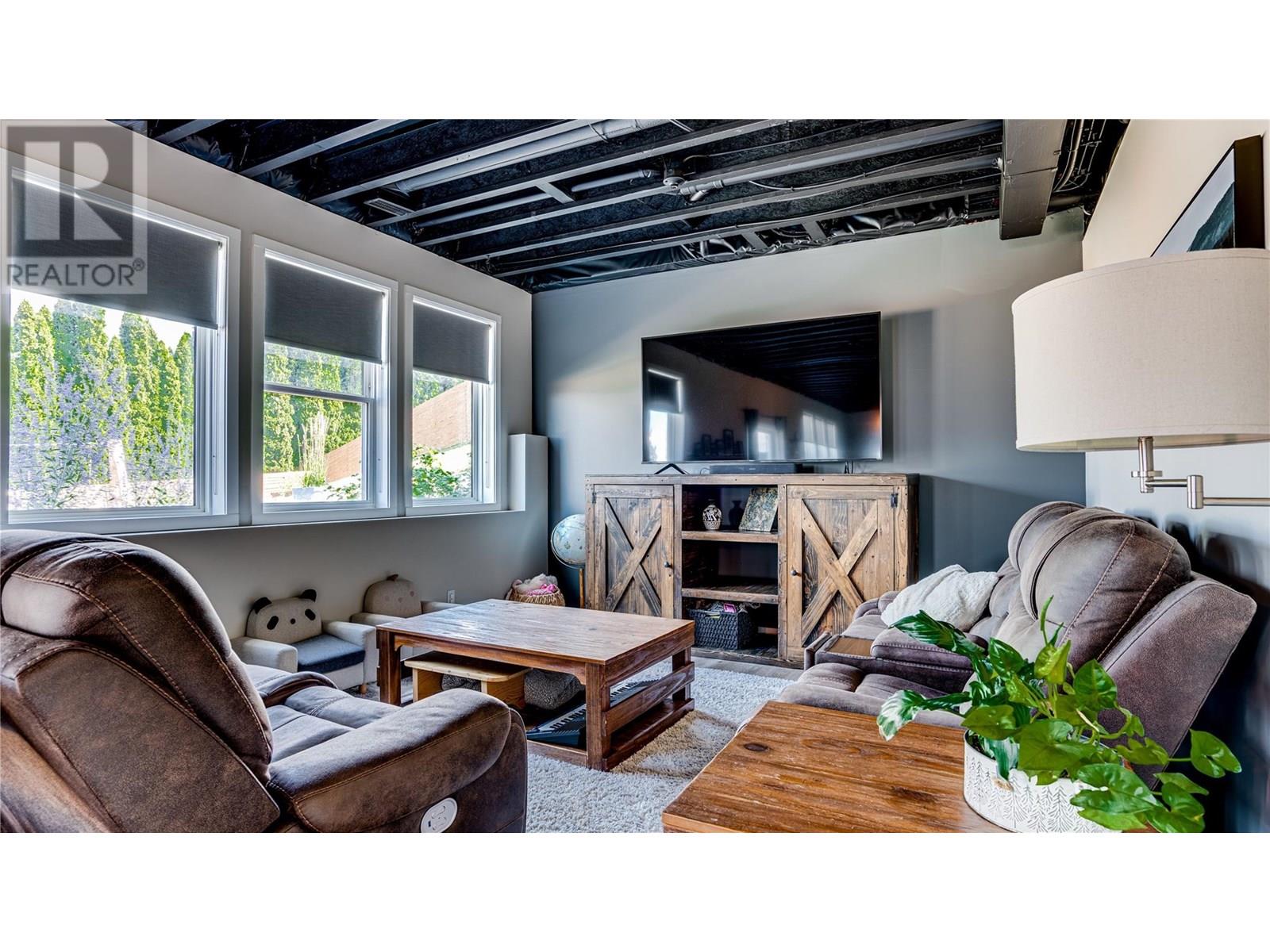 111 Revel Crescent, Enderby, British Columbia  V4Y 4B8 - Photo 30 - 10358074
