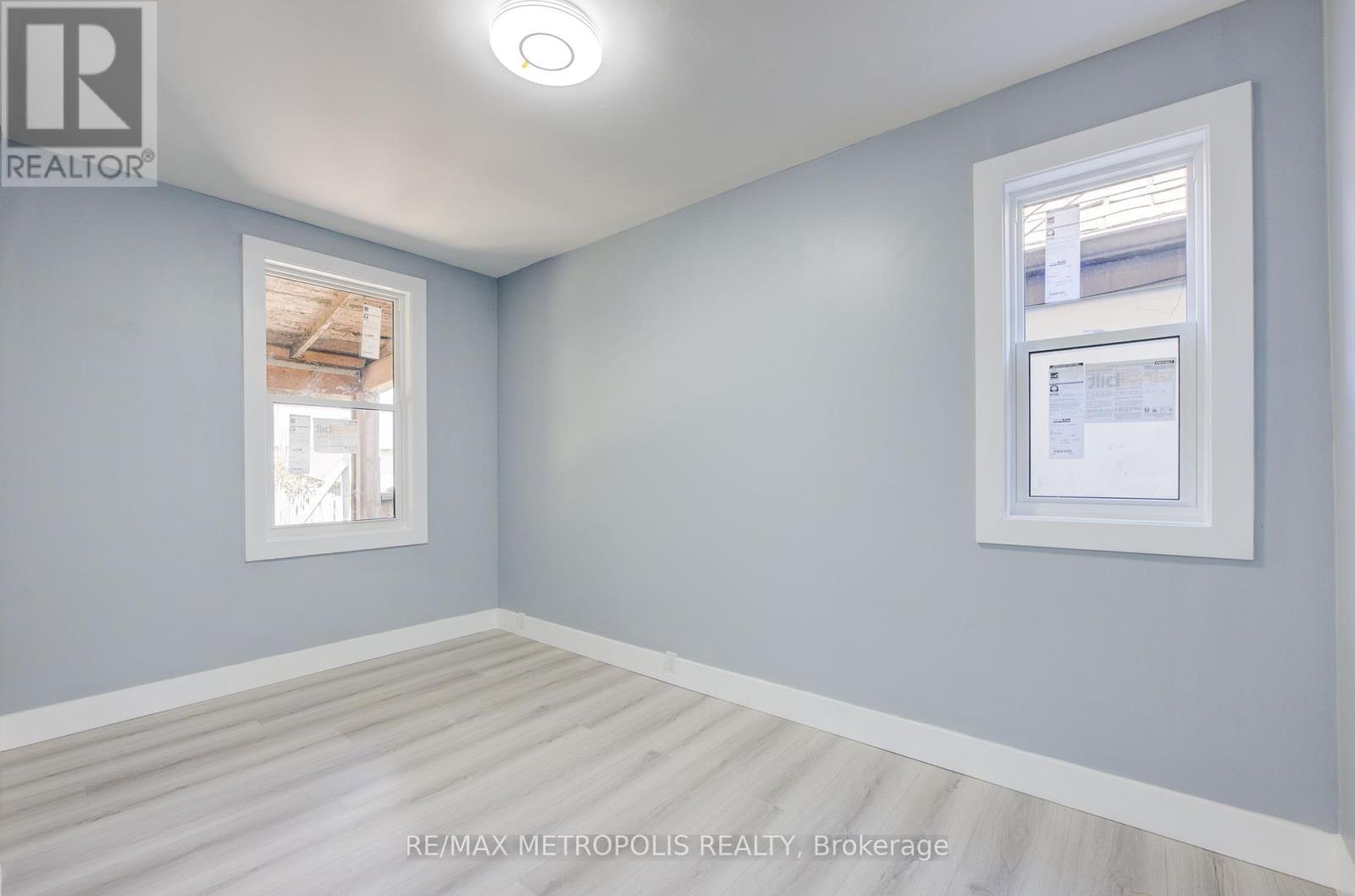 161 Kenilworth Avenue N, Hamilton, Ontario  L8H 4R9 - Photo 10 - X12321387
