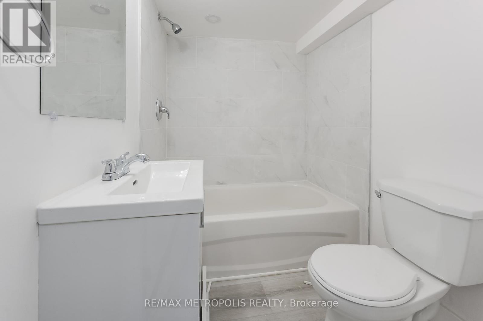 161 Kenilworth Avenue N, Hamilton, Ontario  L8H 4R9 - Photo 22 - X12321387