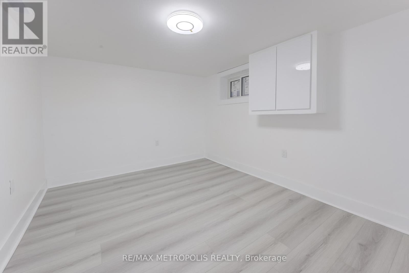 161 Kenilworth Avenue N, Hamilton, Ontario  L8H 4R9 - Photo 24 - X12321387