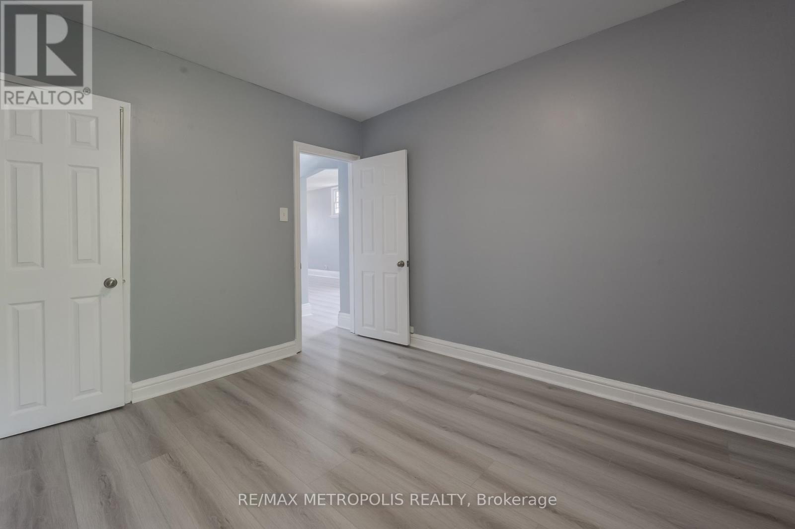 157 Kenilworth Avenue N, Hamilton, Ontario  L8H 4R9 - Photo 14 - X12321396