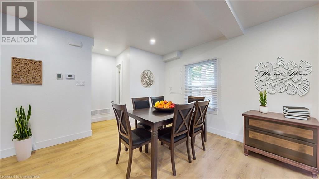 Photo 11 of 13 for 38 Albion Street