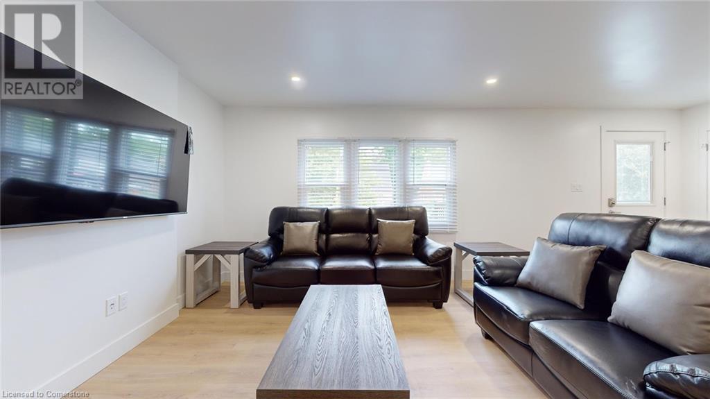 Photo 3 of 13 for 38 Albion Street