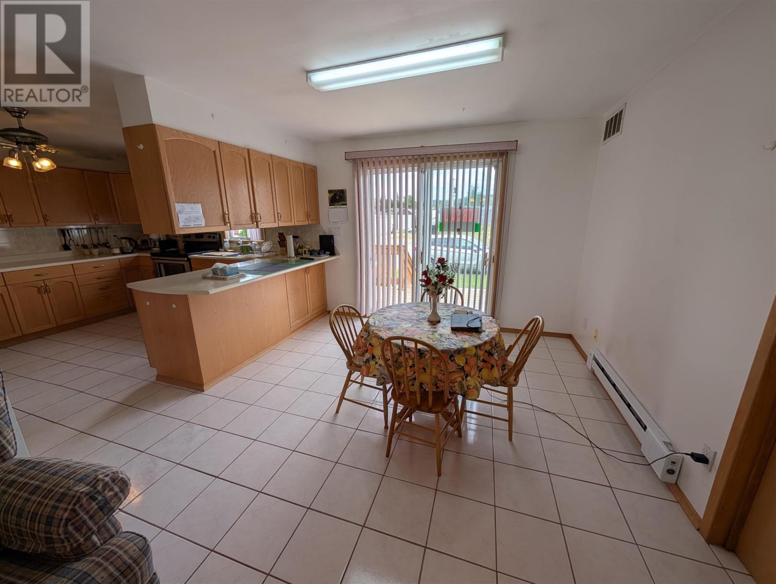 220 Des Sapins Ave, Dubreuilville, Ontario  P0S 1B0 - Photo 13 - SM252047