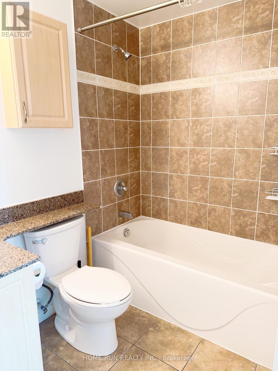 1506 - 234 Rideau Street, Ottawa, Ontario K1N 0A9 - Photo 12 - X12321422