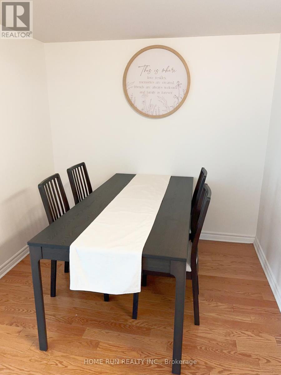 1506 - 234 Rideau Street, Ottawa, Ontario K1N 0A9 - Photo 5 - X12321422