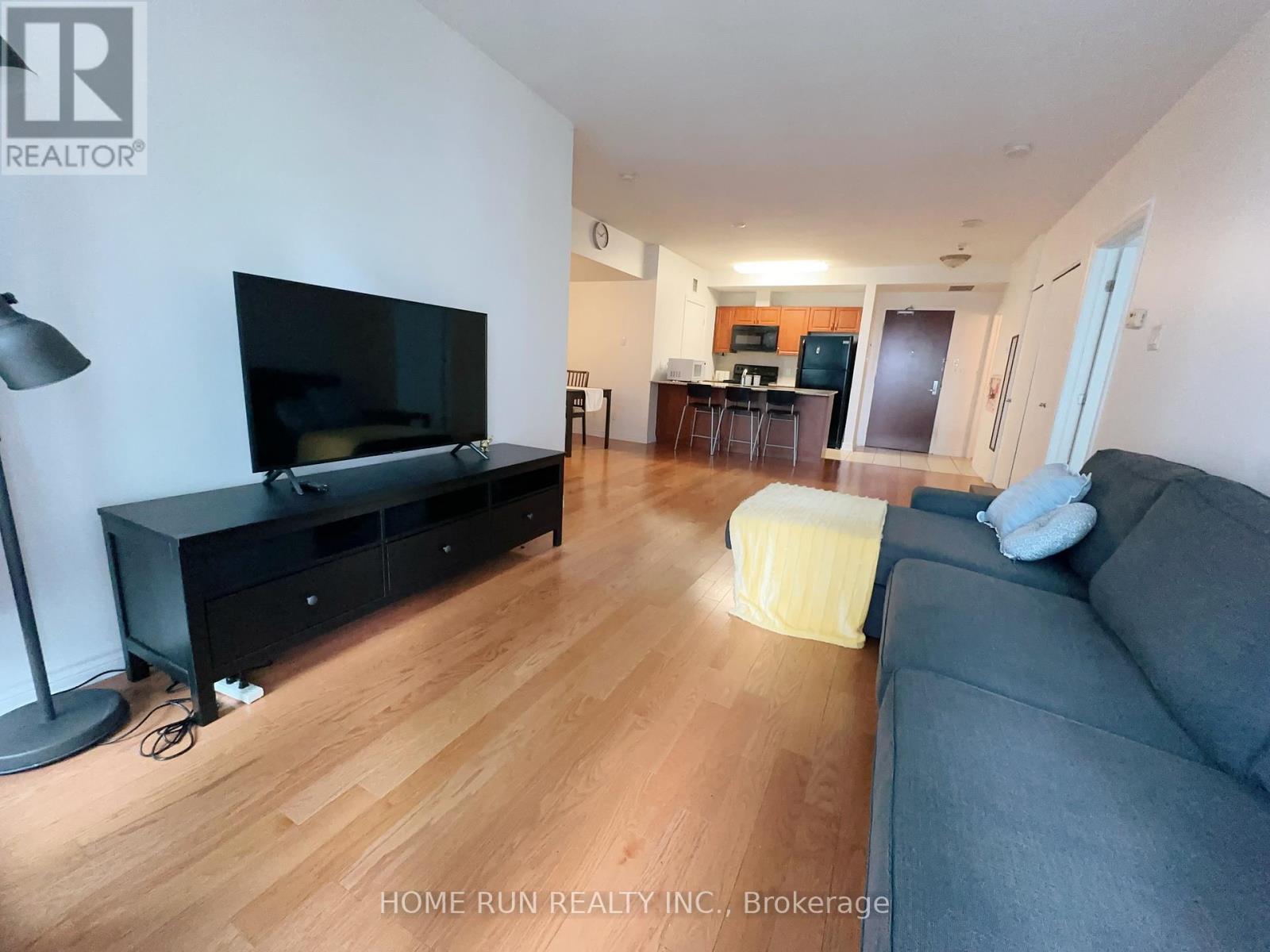 1506 - 234 Rideau Street, Ottawa, Ontario K1N 0A9 - Photo 8 - X12321422