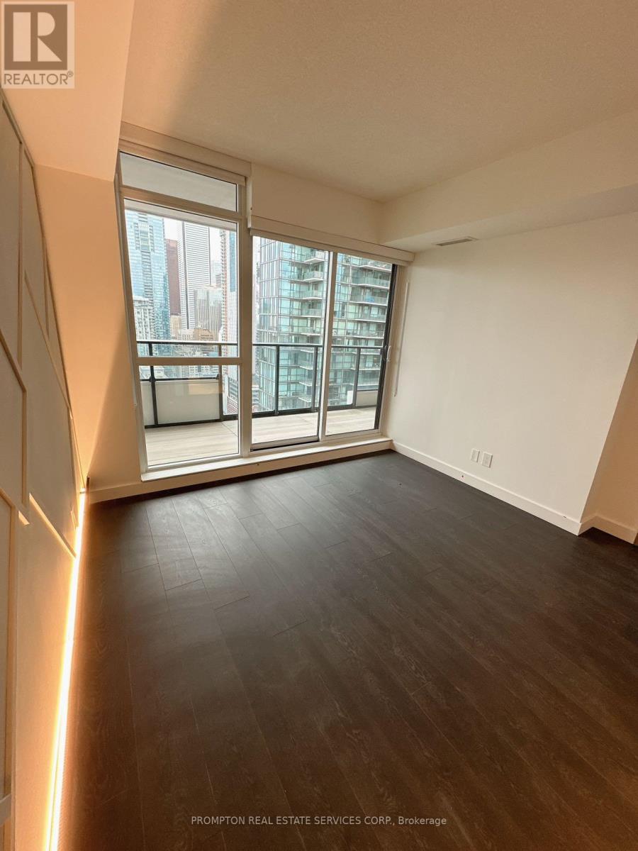 3702 - 38 Widmer Street, Toronto (Waterfront Communities), Ontario  M5V 0P7 - Photo 18 - C12321430