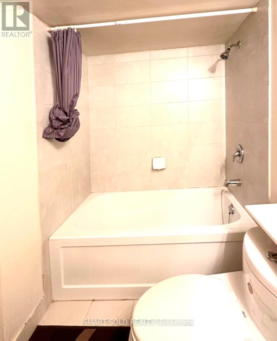 1806 - 55 Centre Avenue, Toronto, Ontario  M5G 2H5 - Photo 12 - C12321437